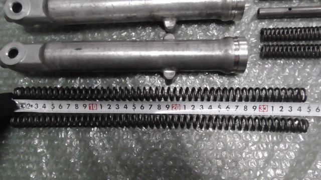 ウルフ50 WOLF DL32D の アウターチューブ インナーパーツ 1759971234 BRIGHTFACE_UK