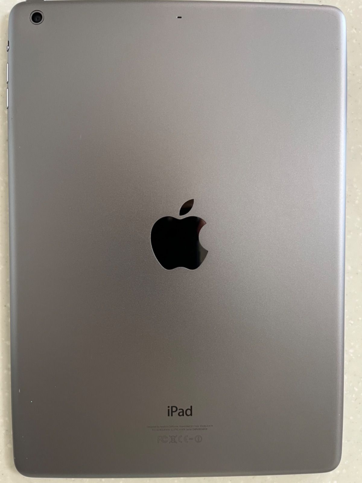 良品】Apple iPad Air Wi-Fiモデル 16GB ブラック - メルカリ