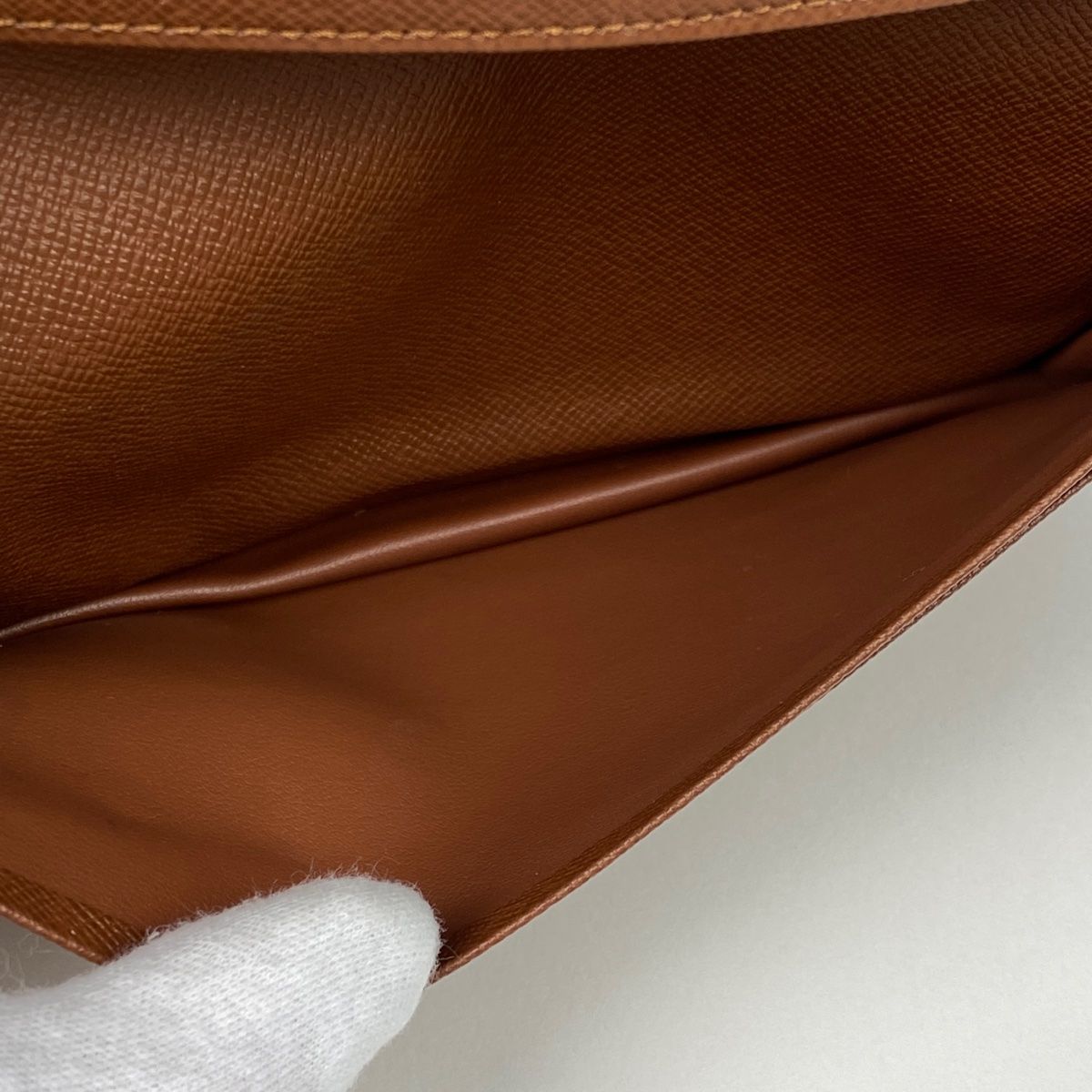 ルイ・ヴィトン Louis Vuitton ポルト カルト クレディ エン