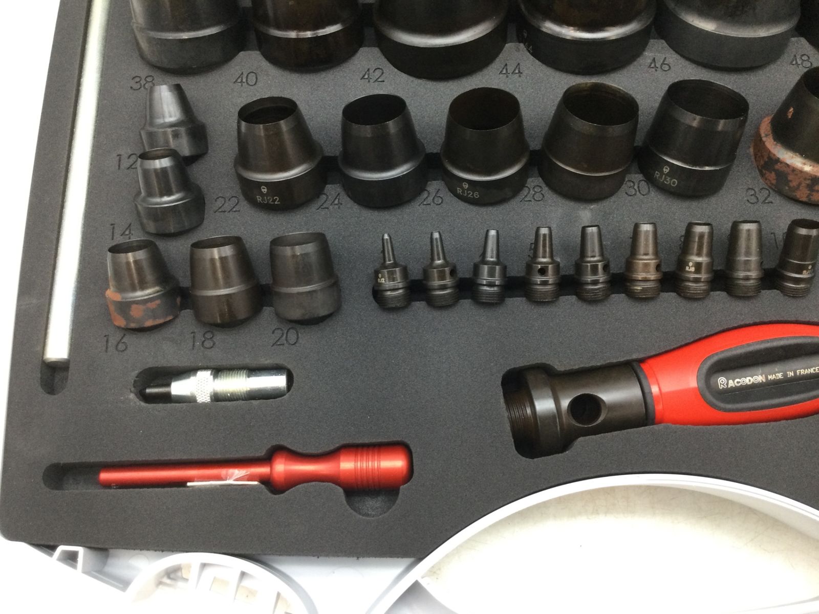 RACODON 穴あけポンチ