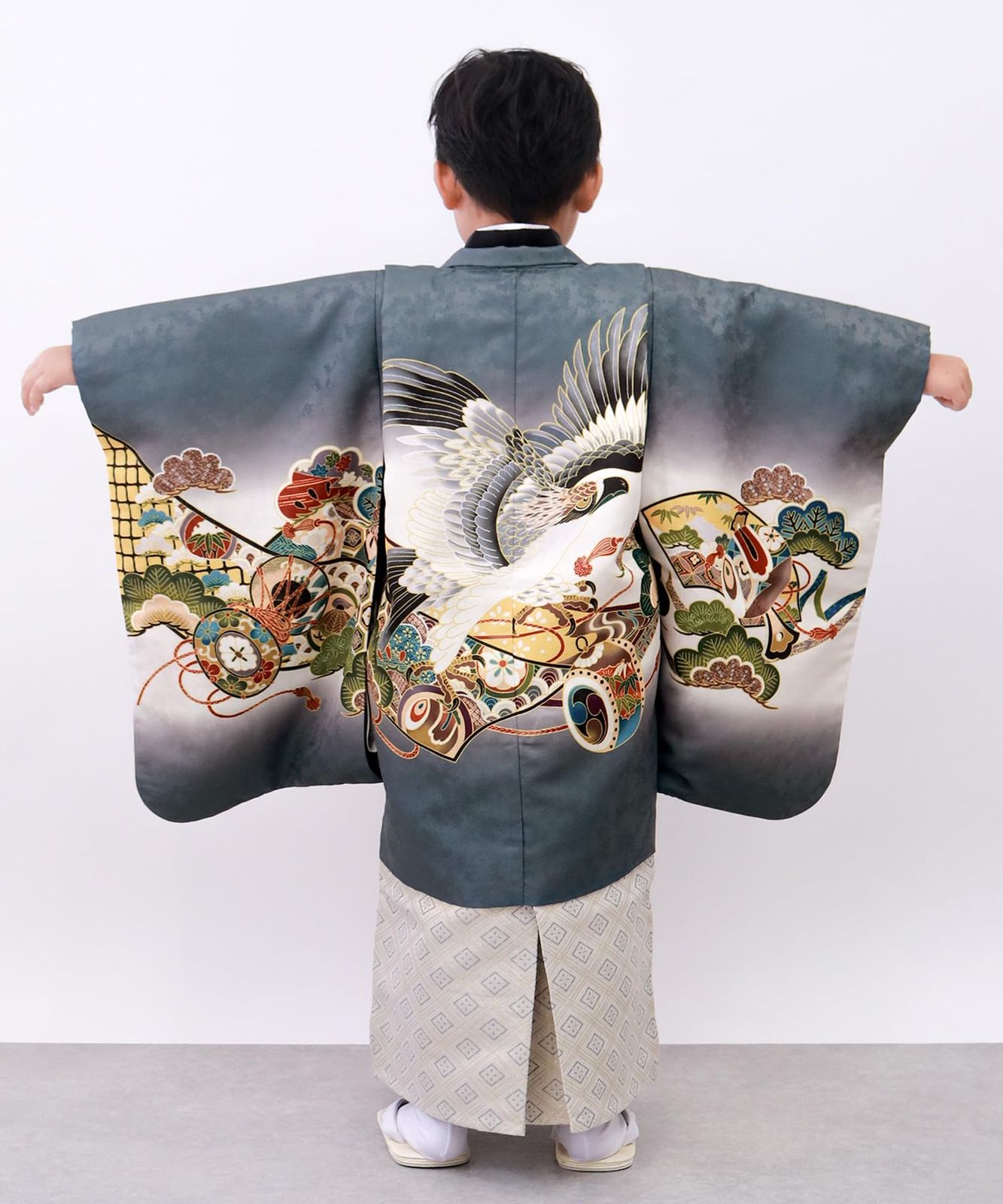 KYOETSU キョウエツ 七五三 5歳 男の子 着物 セット 羽織 袴 フルセット 753 絵羽 A 06 鷹太鼓-灰 業平菱