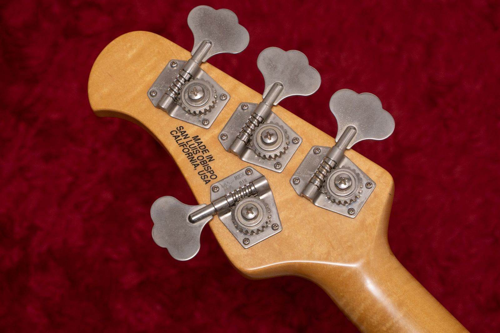 激レア! Playtech 6弦 エレキベース 赤 多弦ベース 革製ケース