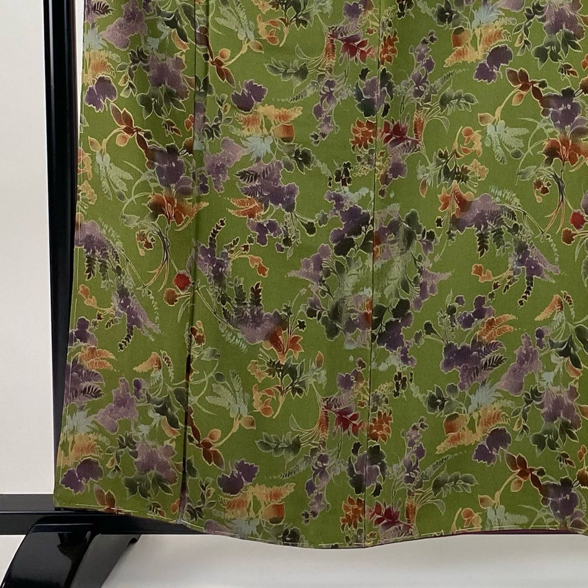 小紋 身丈159cm 裄丈64cm M 袷 草花 縮緬 よもぎ色 正絹 秀品