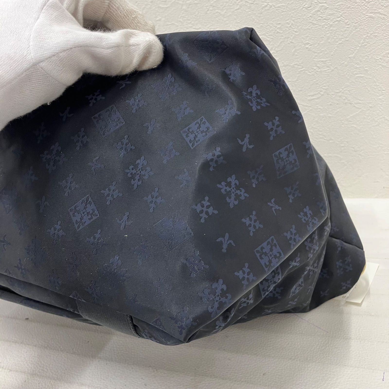 モノグラム 総柄