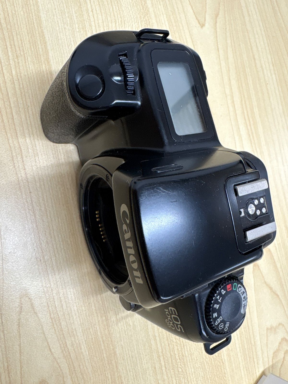 Canon EOS 1000QD フィルムカメラ Canon EOS1000QD フィルムカメラ レンズ付き - メルカリ