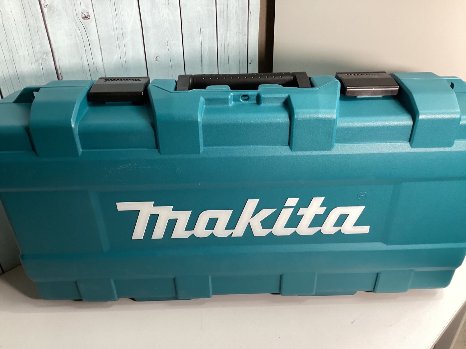 makita