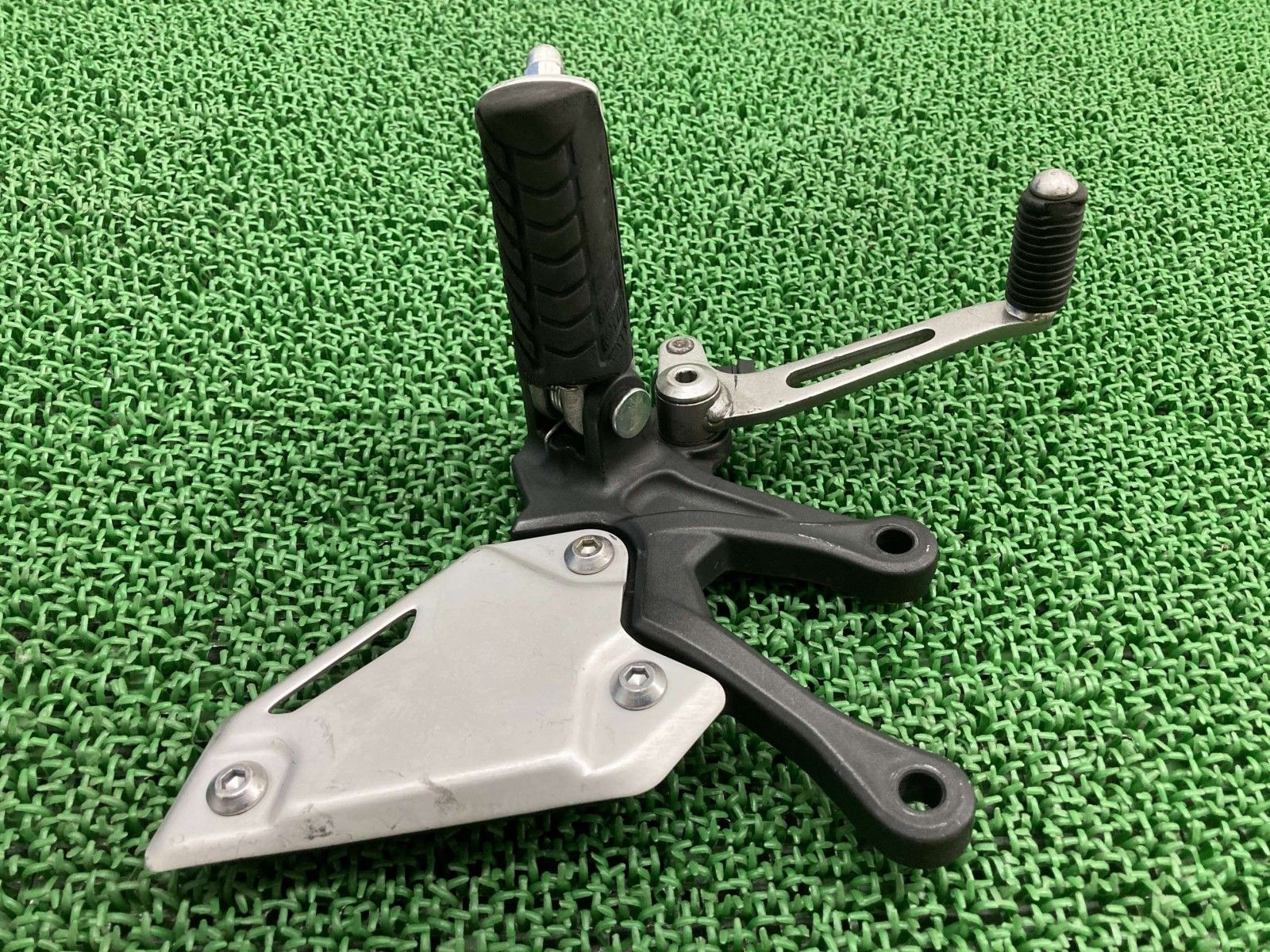 Z900 ステップ 左 1360 カワサキ 純正 バイク 部品 ZR900B ペグ シフトペダル 修復素材に 曲がり無し 車検 Genuine kQ