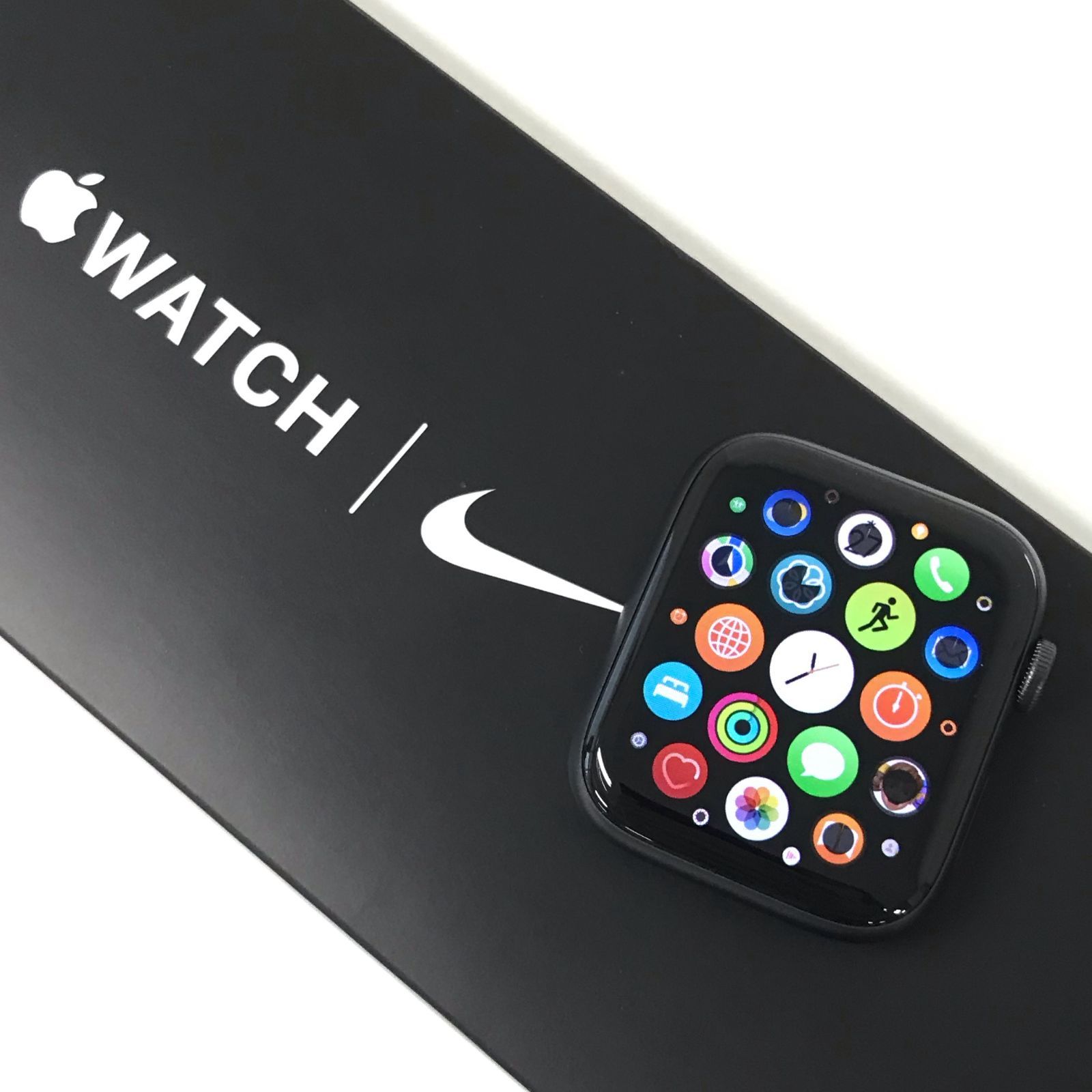 APPLE WATCH　SE　GPS　44mmブラックBT容量100%