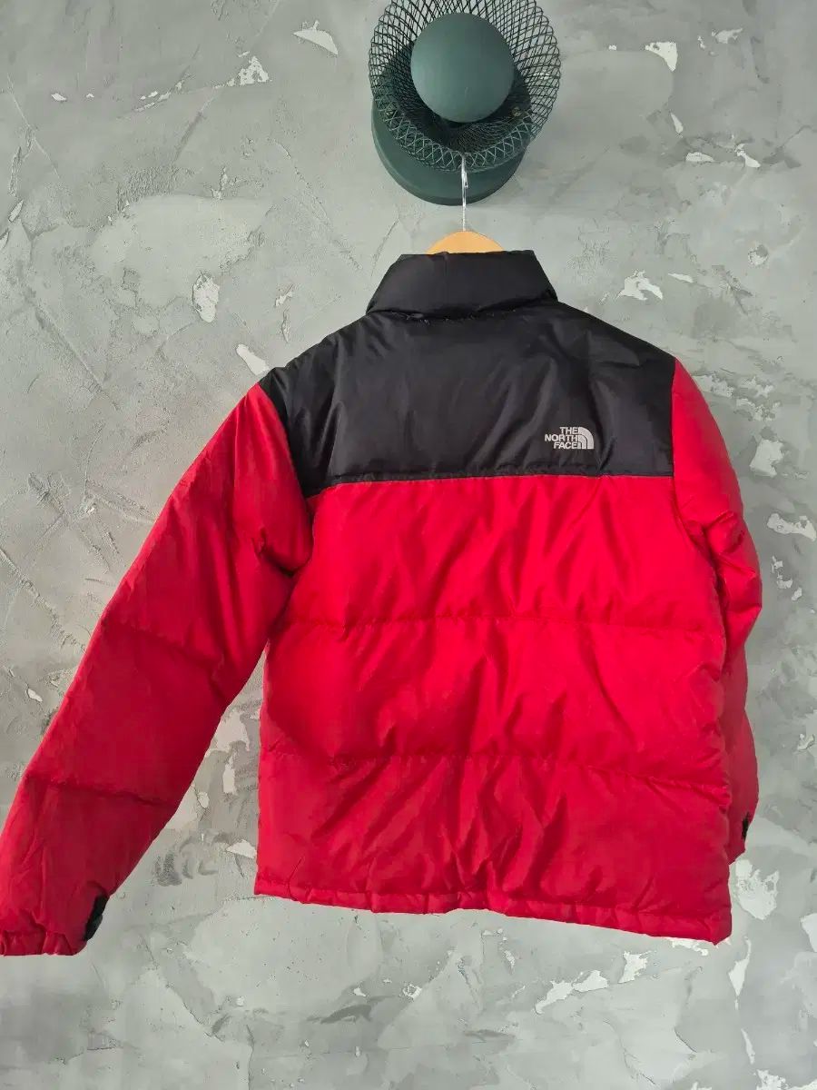 レッド ブラック