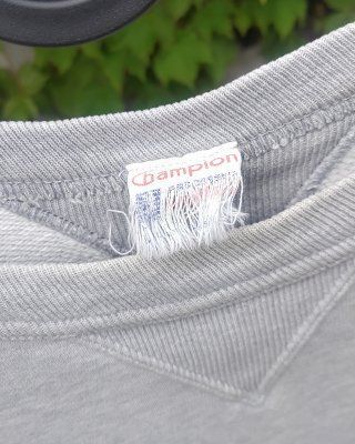 90s champion 復刻ランタグ ダメージスウェット-