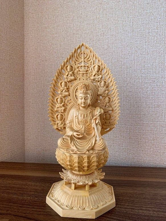 p大势至菩萨 仏像 ツゲの木彫り天然木  職人手作り 総高21cm087