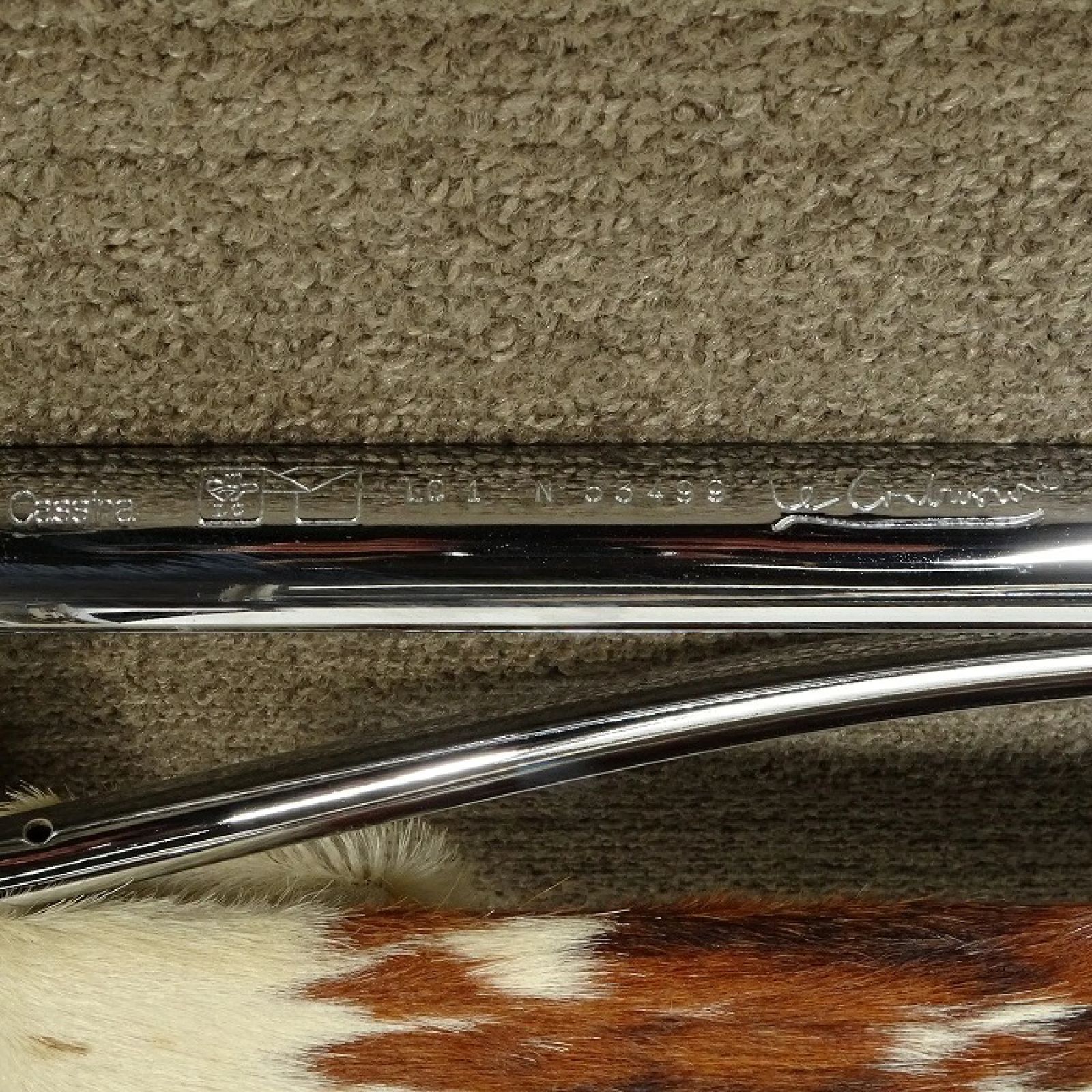 仔牛毛皮 白黒茶混