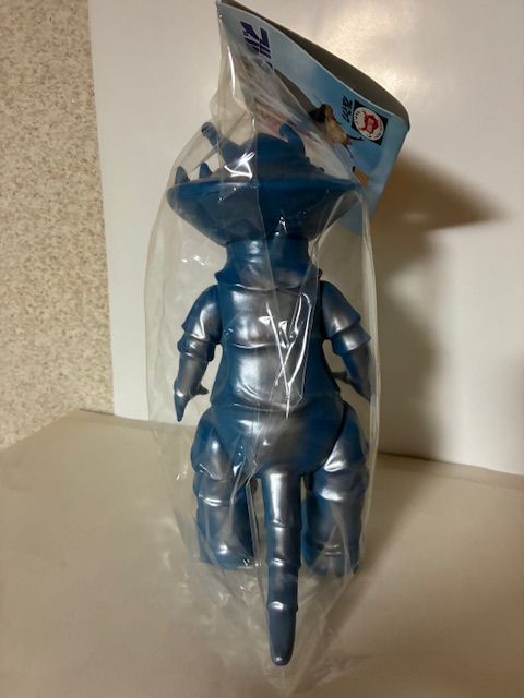 ブルマァクの怪獣シリーズ カネゴン 復刻版（ブルー） - メルカリ