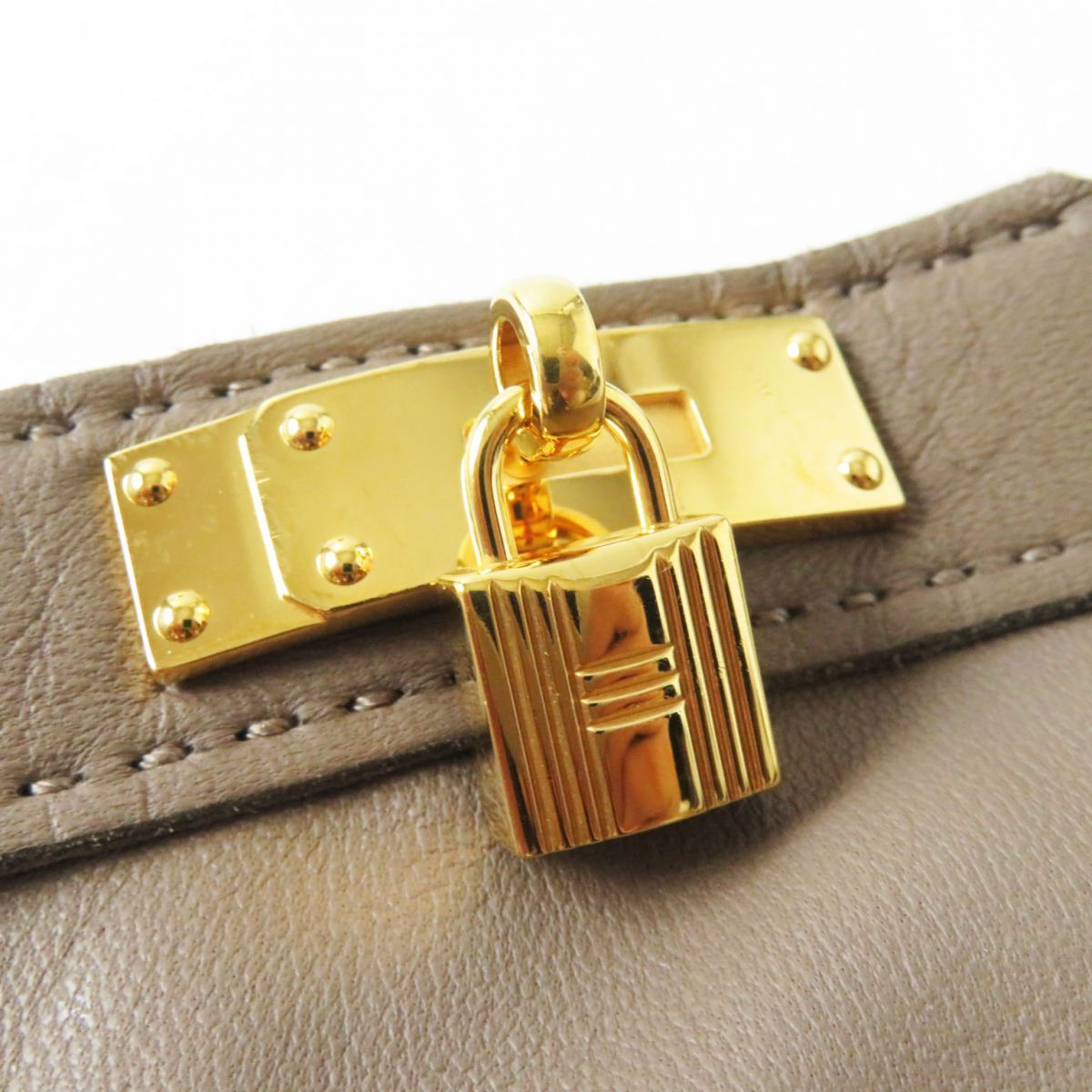 HERMES レザー手袋 バックル付き HERMES レザー手袋 バックル付き エルメス 手袋(メンズ)の通販