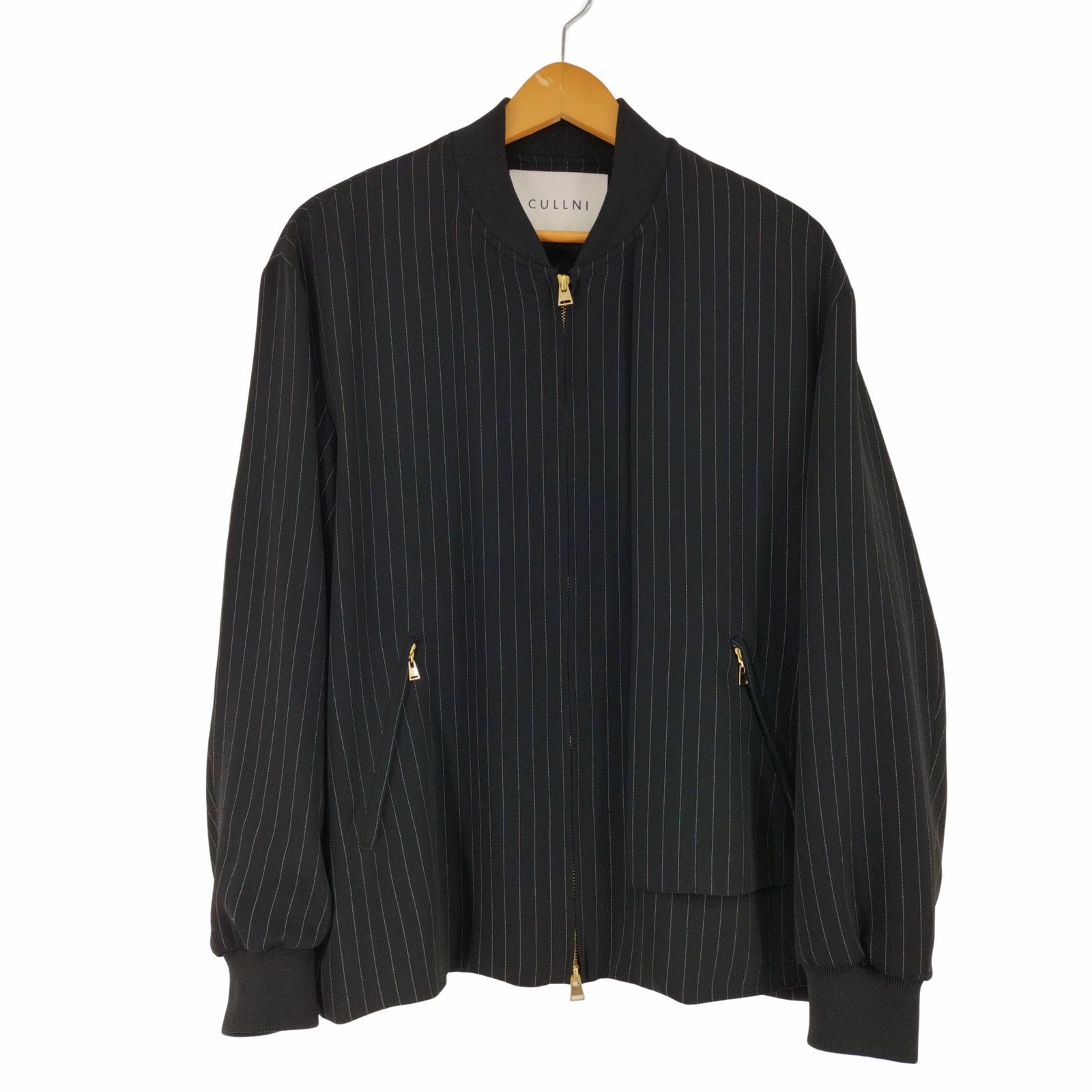 美品】CULLNI ストライプ ブルゾン　クルニ 22SS サイズ1 ブラック クルニ CULLNI 22SS 別注 変形ジップストライプブルゾン メンズ