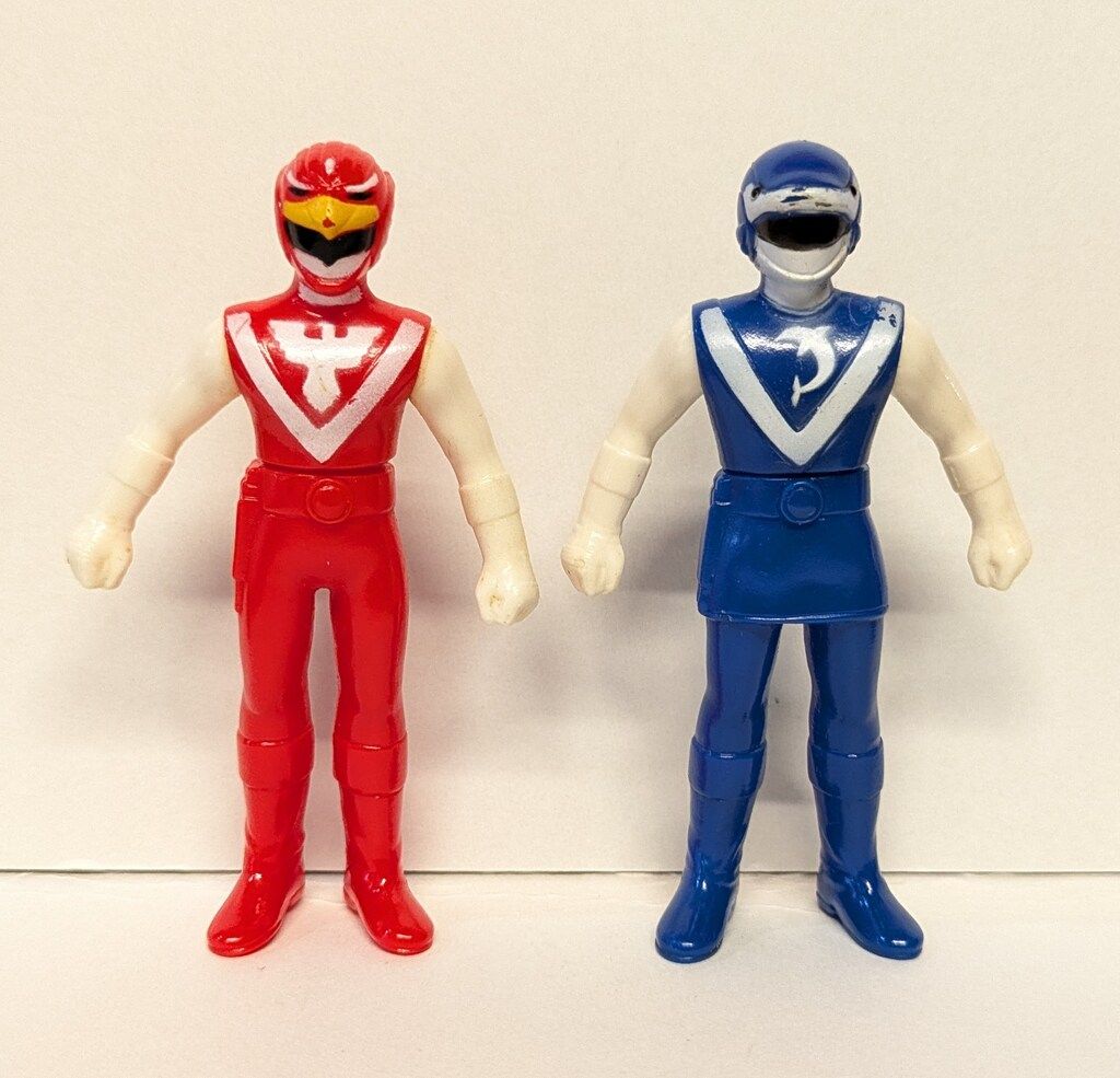 バンダイ 超獣戦隊ライブマン レッドファルコン モトファフコン Amazon.co.jp: 超獣戦隊ライブマン 超合金 レッドファルコン