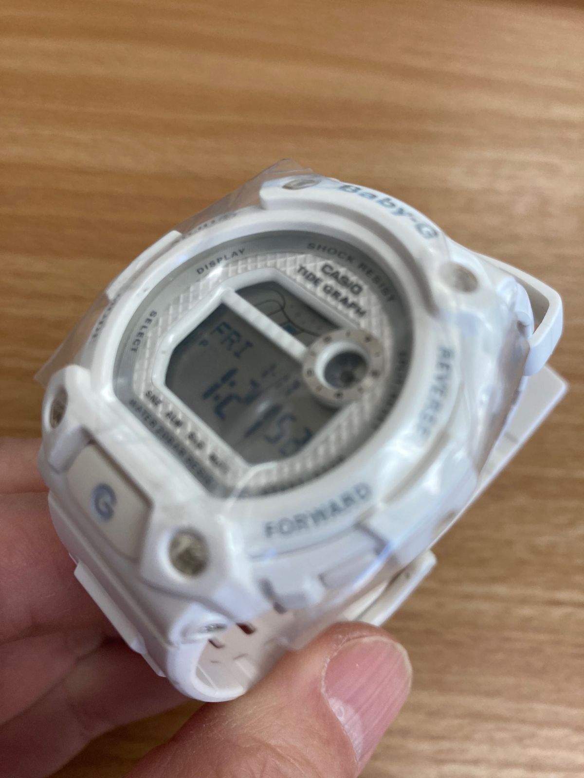 新品未使用 訳あり】カシオ BABY-G BLX-100-7ER レディース 白