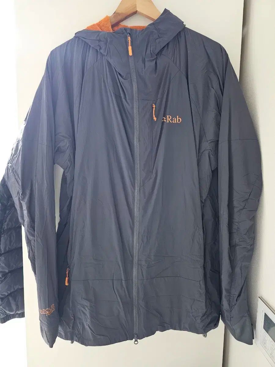 Rab ラブ VR サミット 登山 ウィンタージャケット