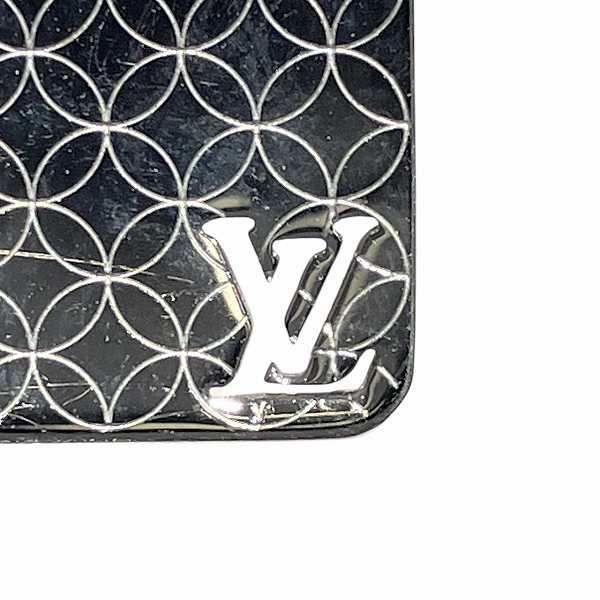 Vuitton