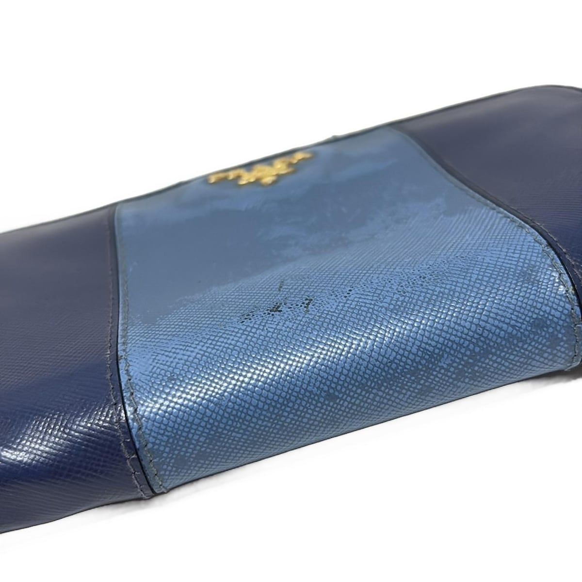 PRADA プラダ　長財布　ラウンドファスナー　ロゴ金具　ブルー PRADA(プラダ) 長財布 - ネイビー×ブルーグレー ラウンド