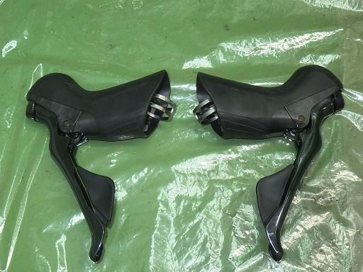 中古 シフター・ブレーキレバー 左右セット ブラック ST-R9180 中古