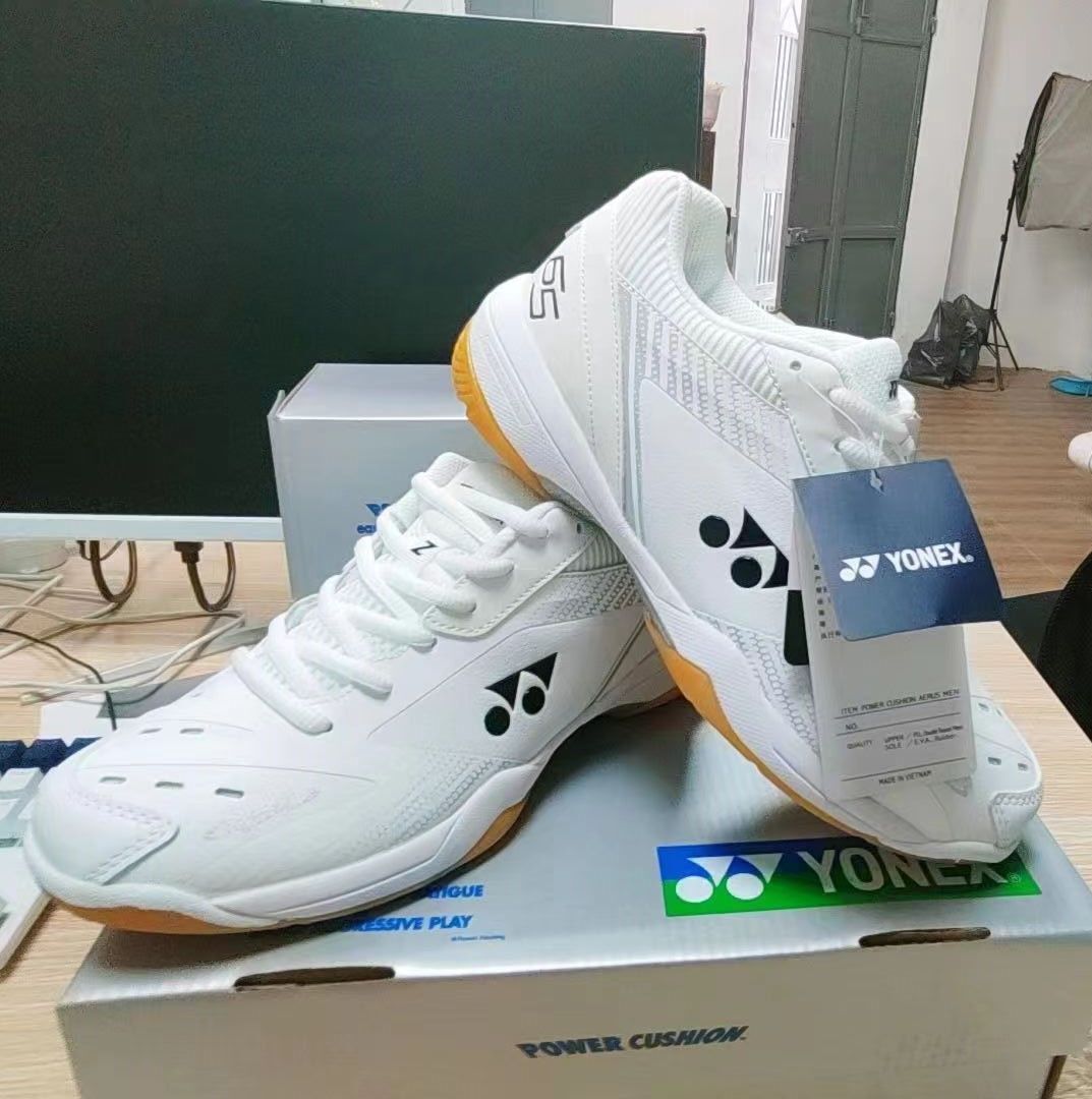 新品 YONEX ヨネックス パワークッション65Z SHB65Z3MEX バドミントンシューズ