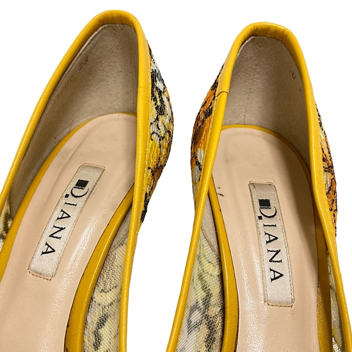 美品　DIANA　23.5　パンプス　ベージュ　レザー　バックル　ダイアナ 靴・バッグのダイアナ通販サイト ｜ G15206: シューズ