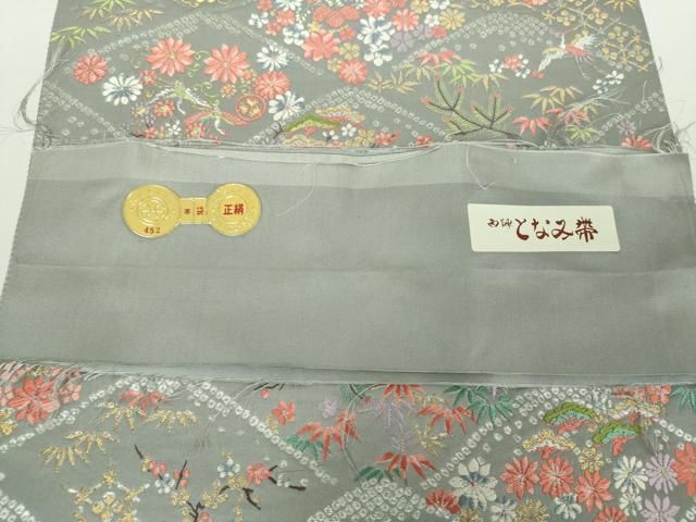 六通柄袋帯 唐織