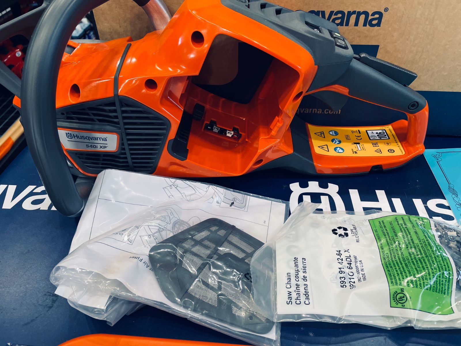 ハスクバーナバッテリーチェンソー540i-XP/16RT/40cm/フルセット/新品 