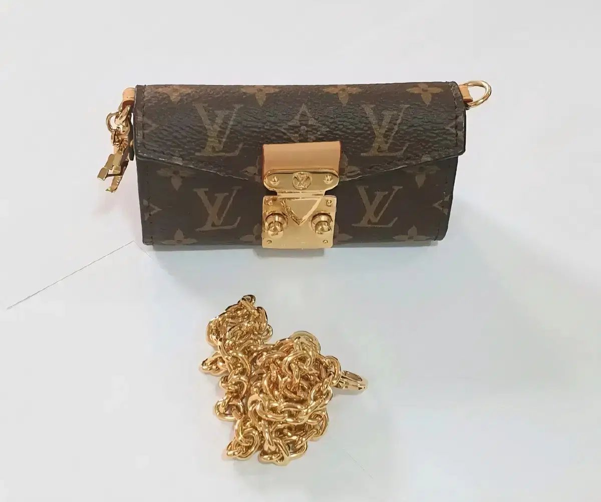 希少】Chloé Juana ミディアムバッグ（Chloé Beige Small Juana Bag 