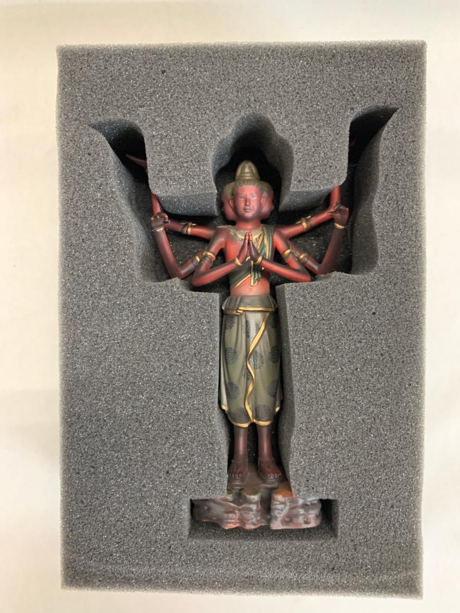 阿修羅像 「興福寺創建1300年記念 国宝阿修羅展」 公式