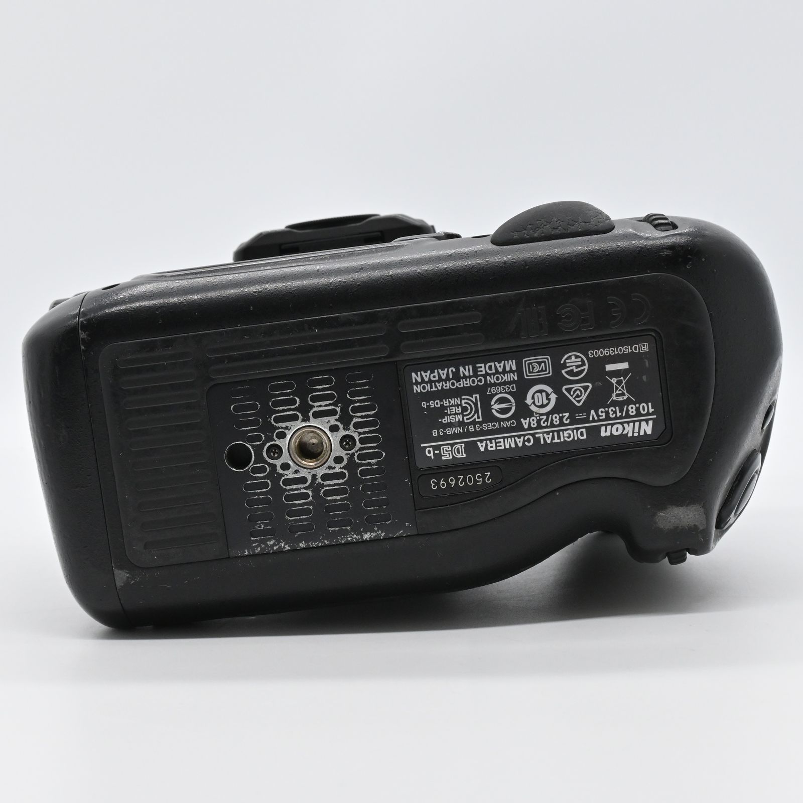 Nikon D5 ボディ CF-Type ショット数 345595回 現状渡し