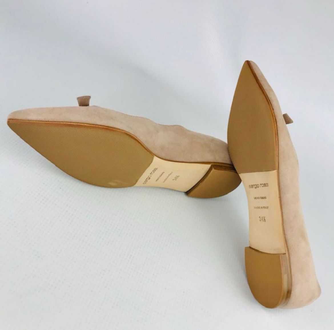 フラットパンプス