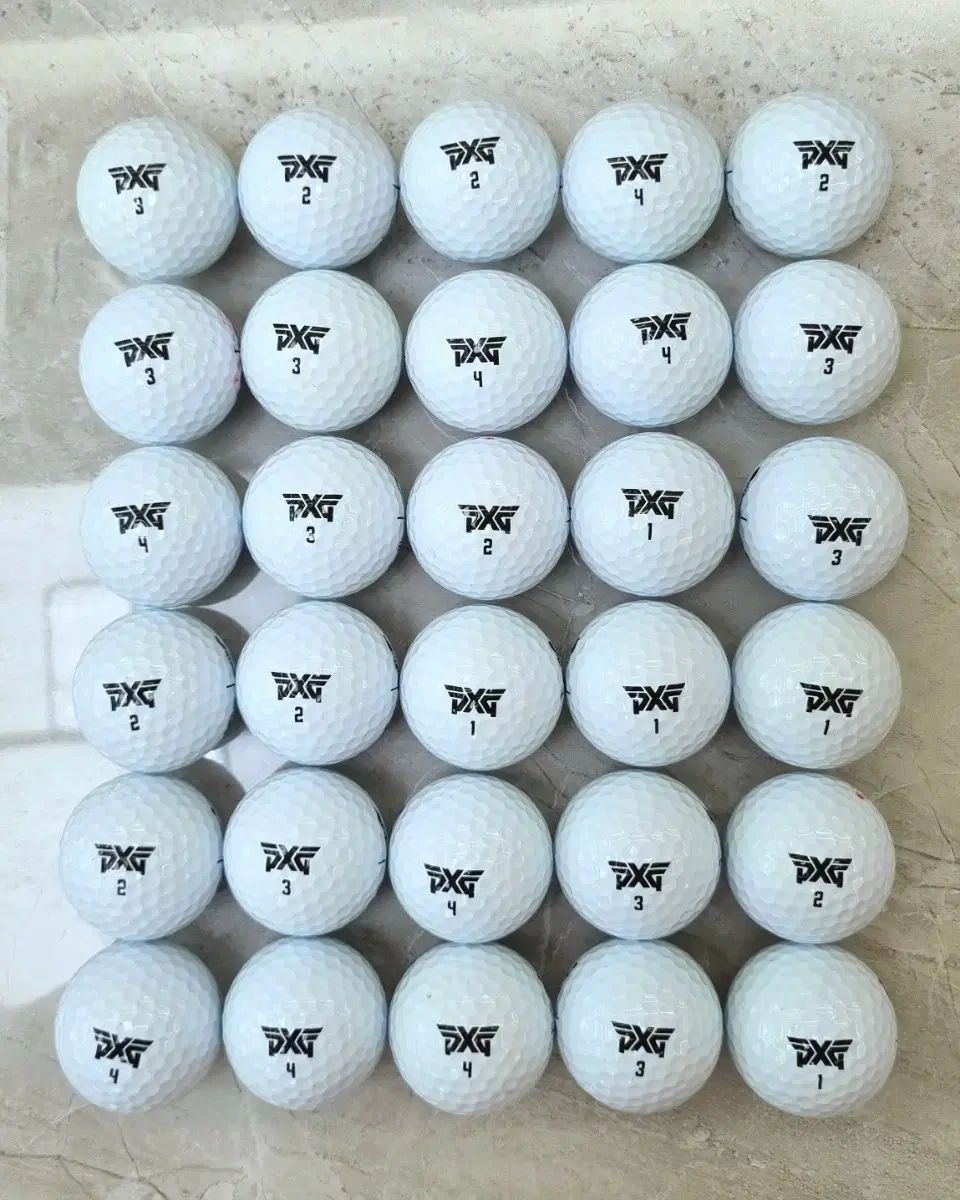 PXG エクストリーム 3 平和 A | レベル 30 犬 ゴルフボール ロストボール