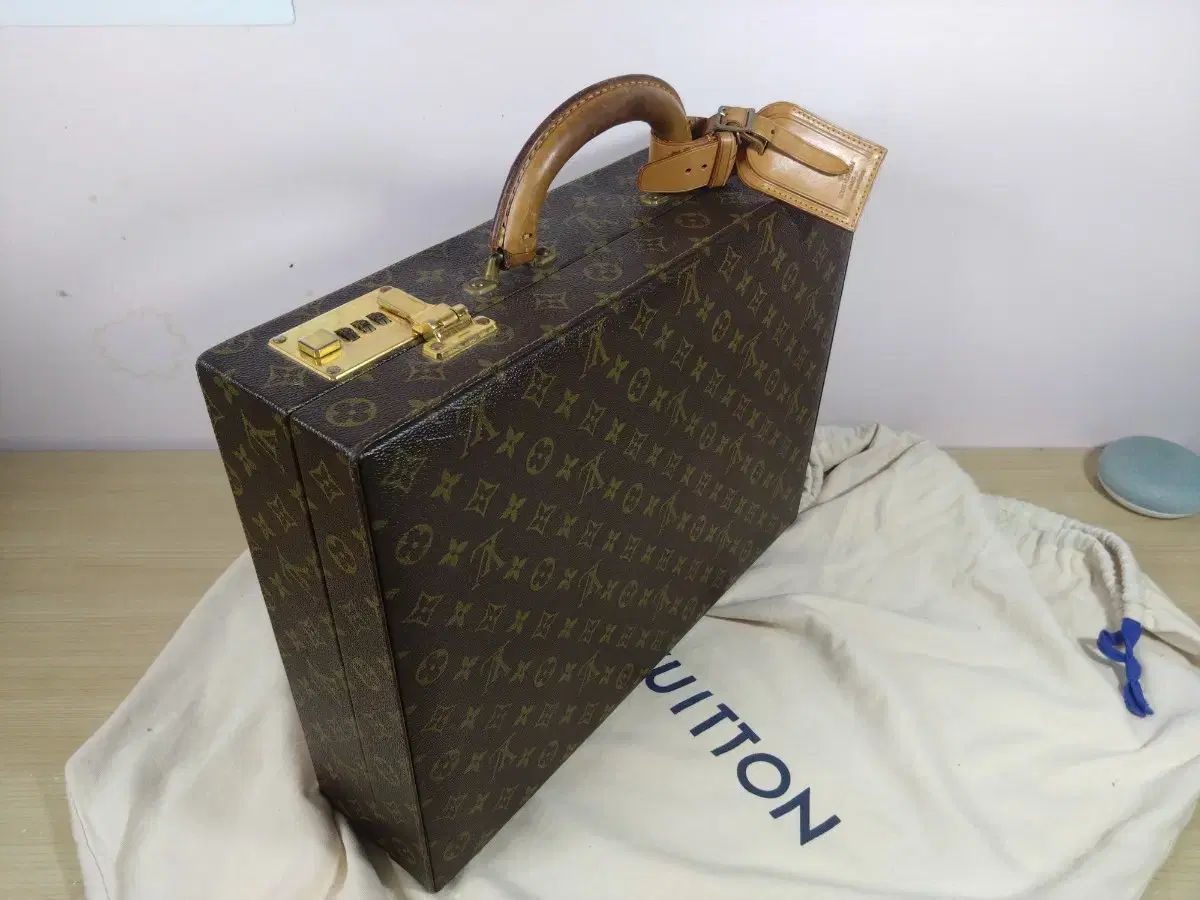 ルイヴィトン モノグラム ビジネスバッグ ルイヴィトン モノグラム
