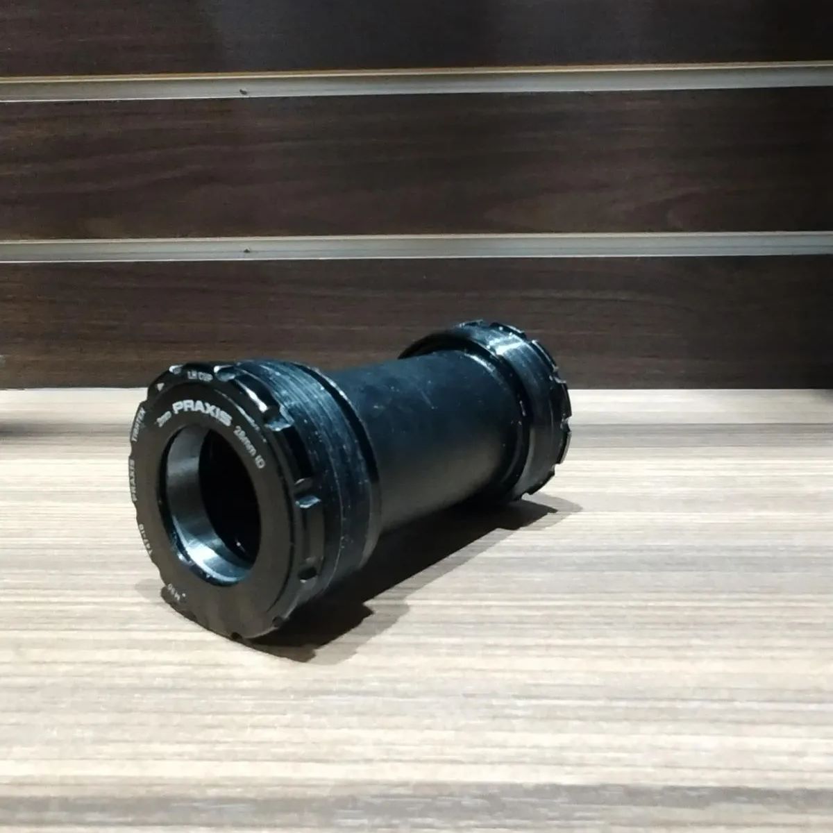 Praxis（プラクシス） M30 T47 Inboard Bottom Bracket
