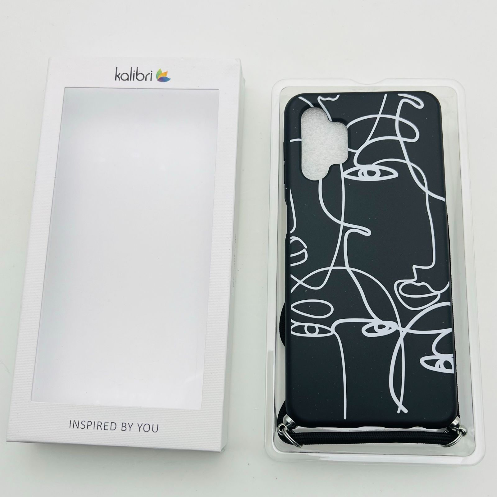 kalibri GALAXY a32 5G スマホケース ストラップ付き ブラック 線画 