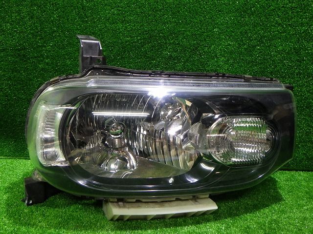 日産 キューブ ヘッドライト 左右 Z12/NZ12　HID ディスチャージ 09-14y 日産 キューブ Z12 ヘッドライト ハロゲン / USDM | DB