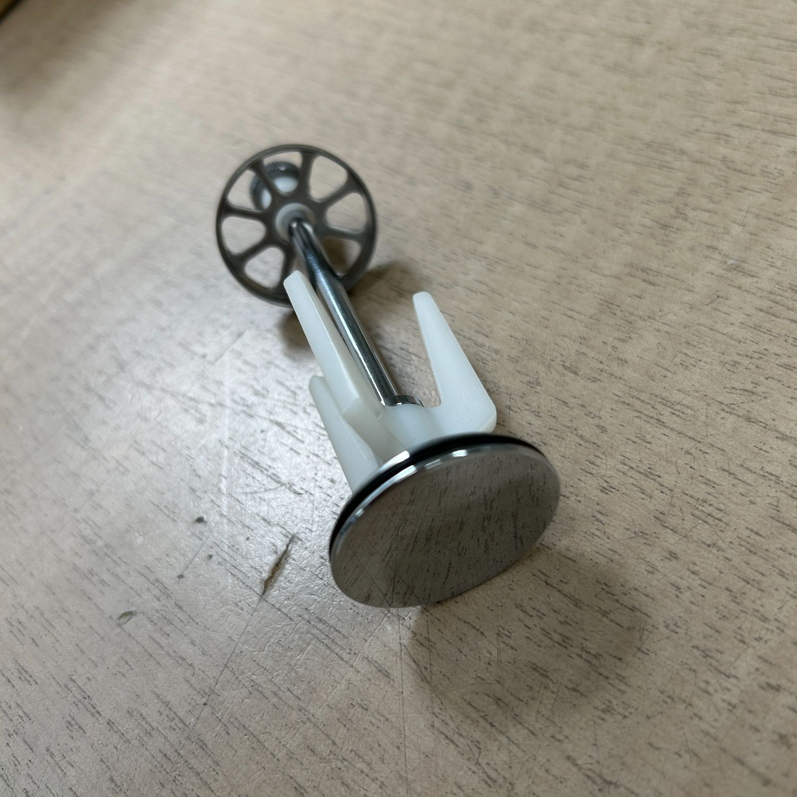 TOTO TH697 ストレーナ付排水栓（ポップアップ式・洗面器用） - メルカリ