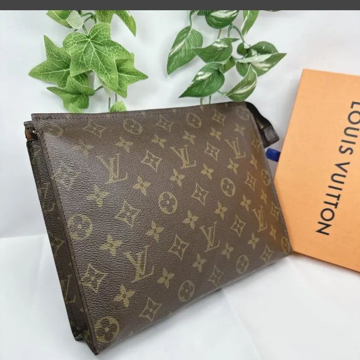 LOUIS VUITTON ルイヴィトン モノグラム ポッシュトワレット26 M47542 