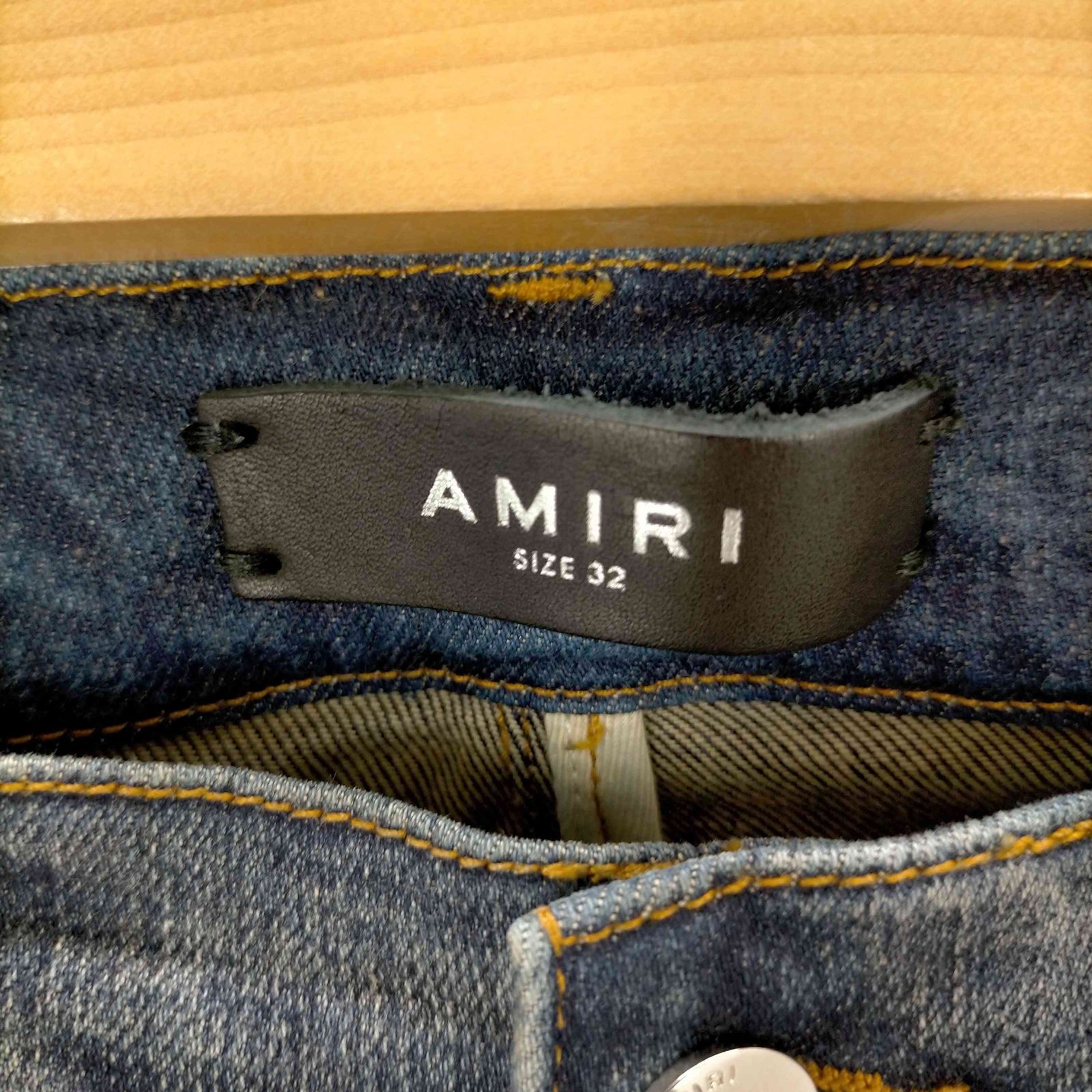 希少サイズ AMIRI スター 星 希少】AMIRI Stars レザー ロースニーカー 星 靴 ブラック