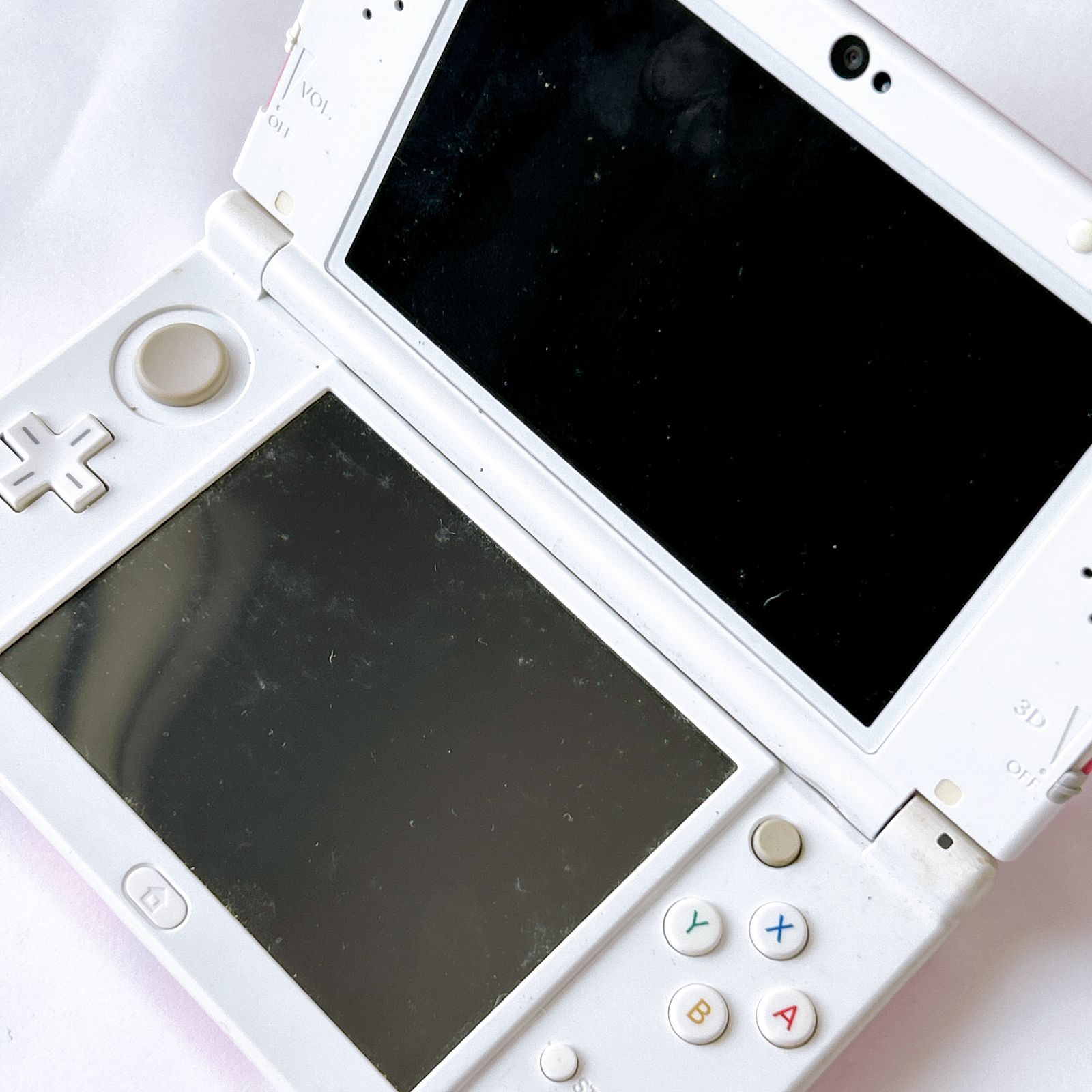 任天堂 NEW 3DSLL ピンク ホワイト 初期化済み 動作確認済み