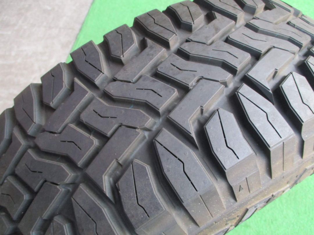 215|70R16