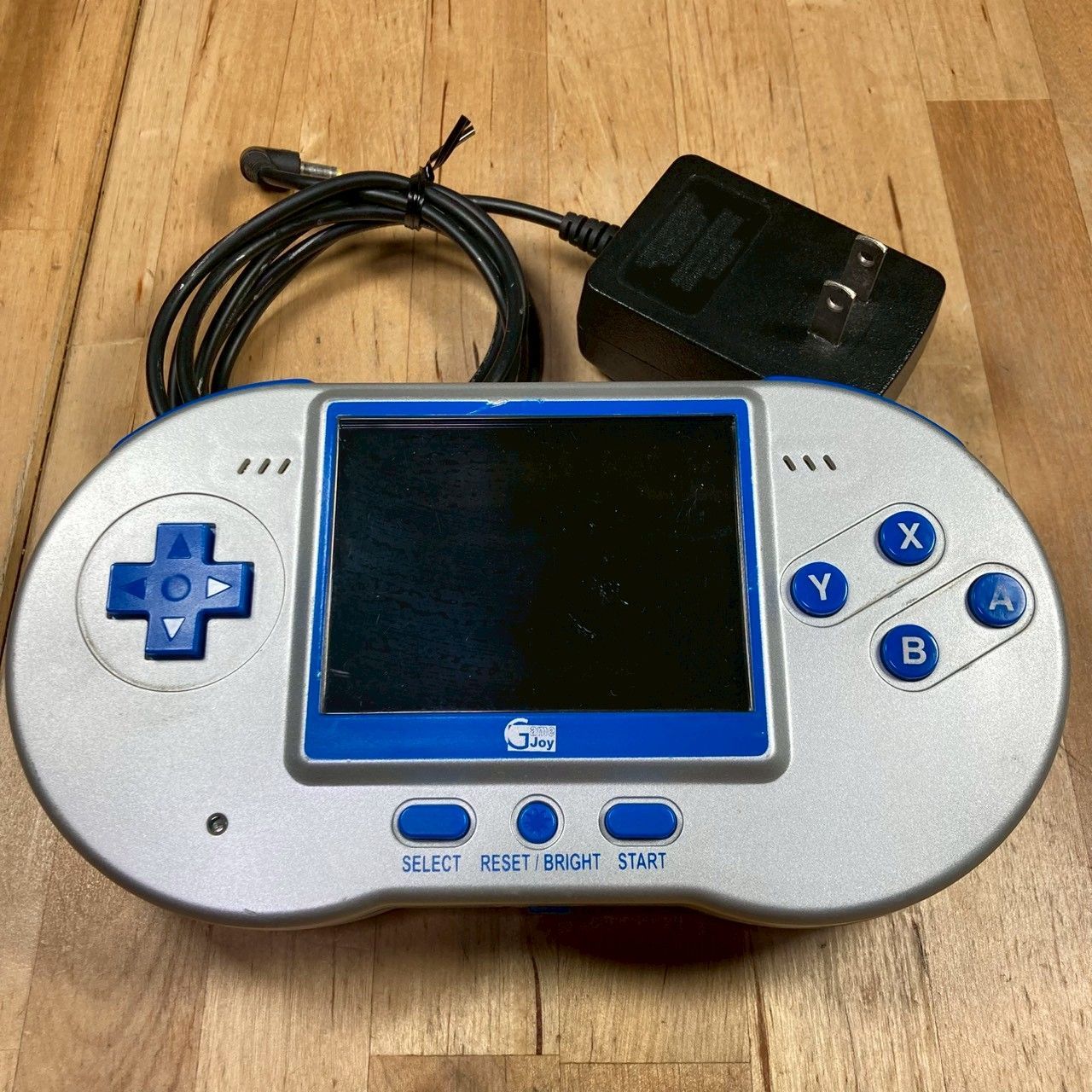 ポケファミDX モバイルスーパーファミコン互換機 電源アダプターのみ