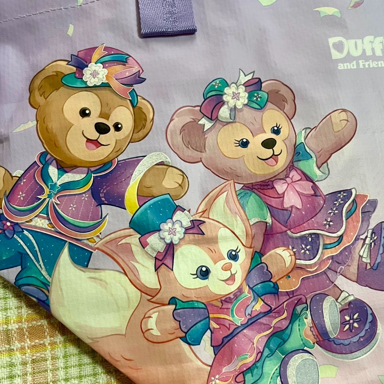 ダッフィー - 香港ディズニーランド限定！リーナベル　折りたたみボストンバッグ　エコバッグ Amazon.co.jp: 【香港ディズニー】リーナベル トラベルバッグ