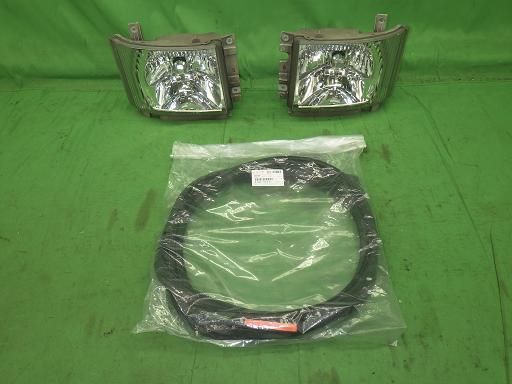 中古】KOITO 110-21872 エルフ純正 HID ヘッドライト 左右