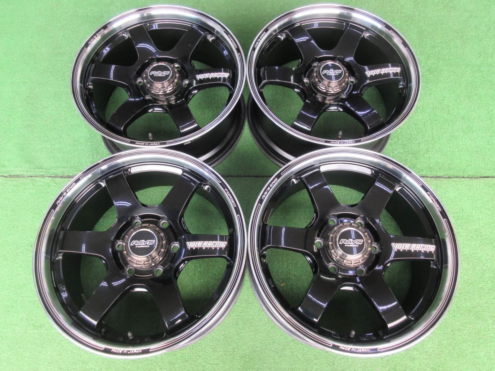 シンジさん専用　レイズ　18インチ　6穴　深リム　8J 139.7 ハイエース 楽天市場】ハイエース ホイール 18レイズの通販