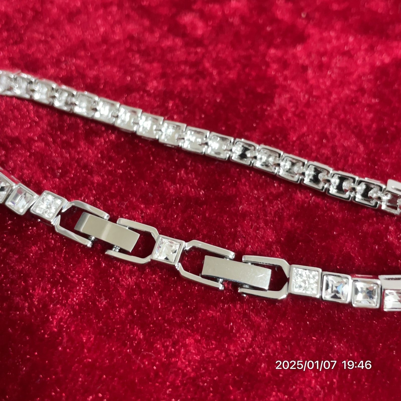 美品 SWAROVSKI スワロフスキー テニスデラックス クリスタル ジルコニア シルバーカラー ブレスレット アクセサリー - メルカリ