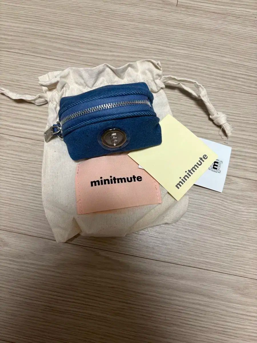 MINITMUTE(ミニミュート) ポーチ キーリング デニム (未開封)