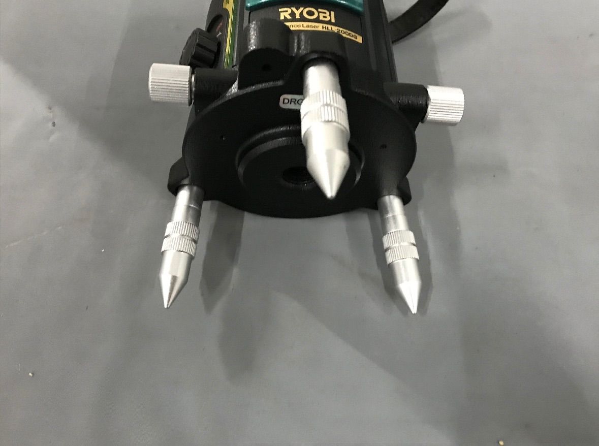 RYOBI レーザー墨出し器